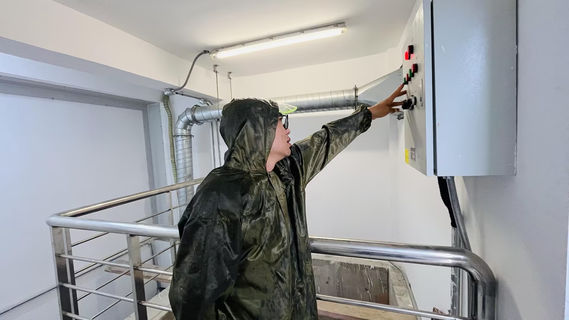 迅速响应 加固防线｜广州检验中心在高温假期间对安全生产工作再部署再落实3.jpg